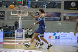 Medipolis SC Jena Eisbaeren Bremerhaven 10102021 00012